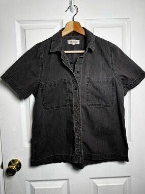 Madewell Black Washed Denim Button Front Shirt Top Short Sleeve Size Small
